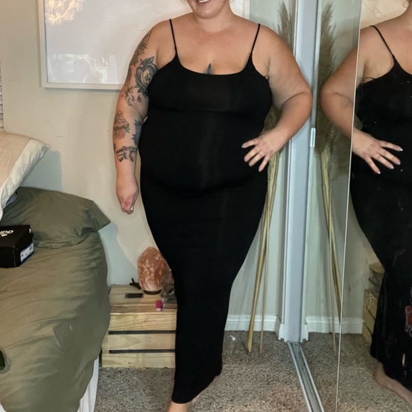 Fashion Nova Dresses & Skirts - Maxi dress